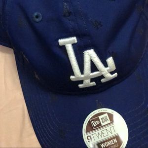 New Era 9/20 Ladies Dodgers adjustable hat.